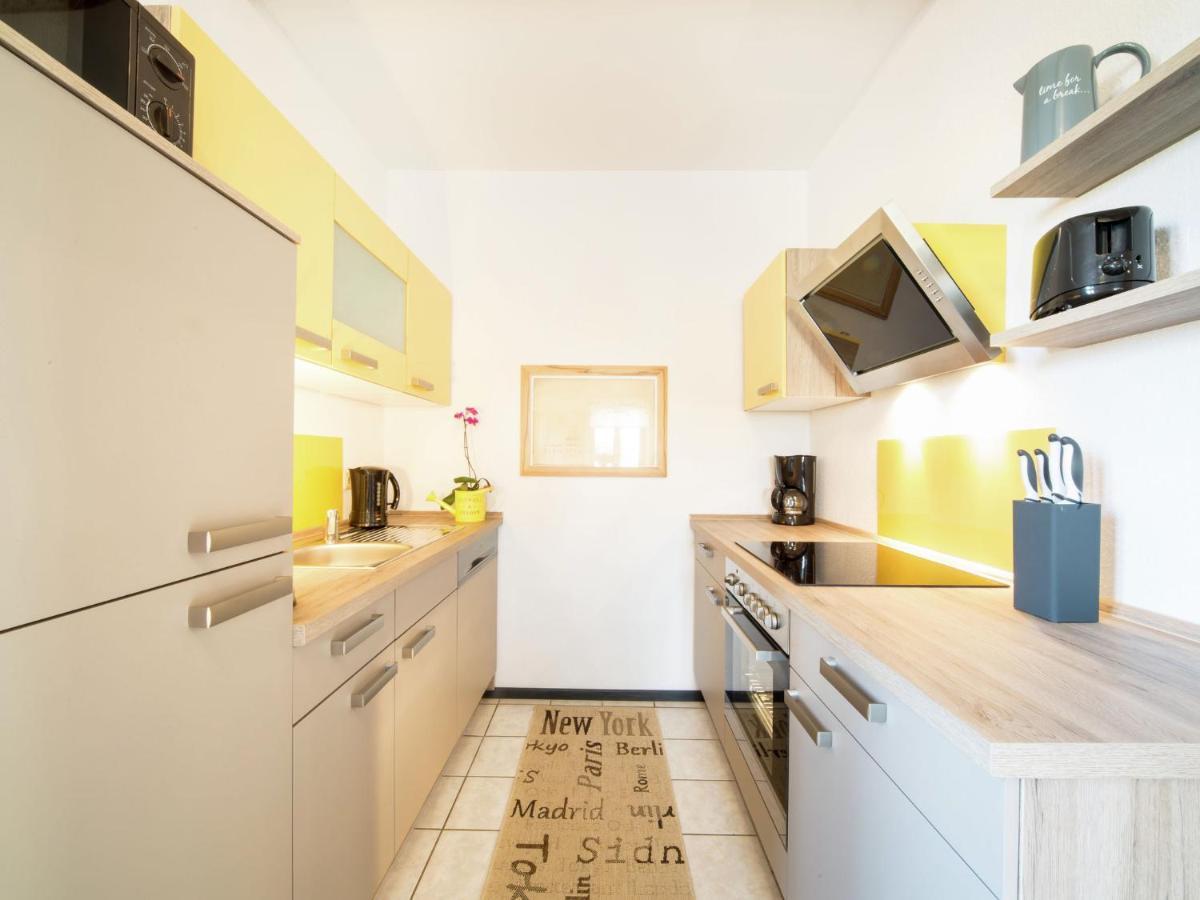 Spacious Apartment With Terrace Zur Forelle บัลเลนชเตดท์ ภายนอก รูปภาพ